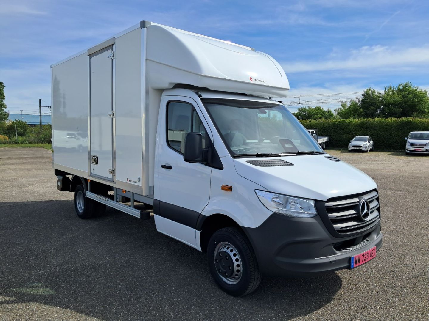 MERCEDES-BENZ SPRINTER CAISSE - 515 2L 150CV HAYON 20M3 (2026)