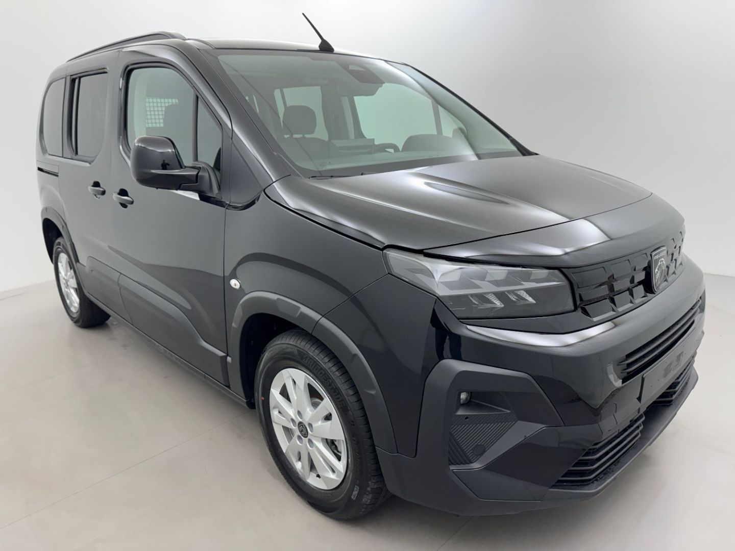 PEUGEOT RIFTER - N1 1.5 BLUEHDI 130 ALLURE EAT8 5PL (2025)