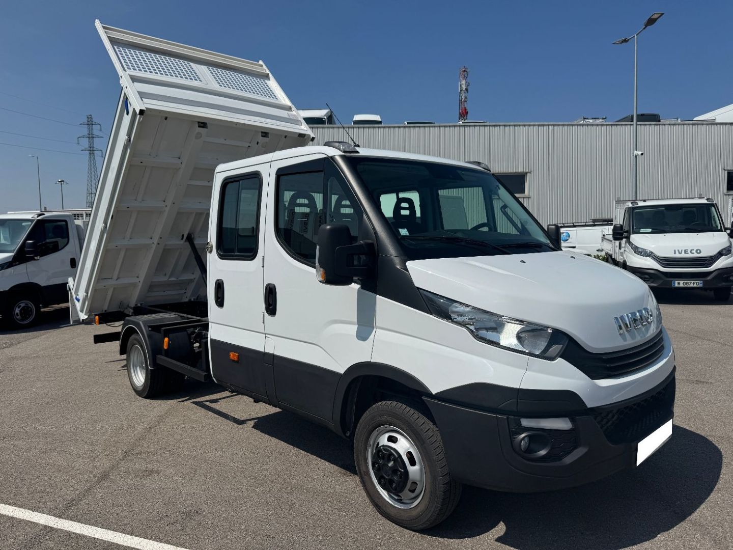 IVECO DAILY - 35C18 A8 BENNE 180CV 3L (2018)