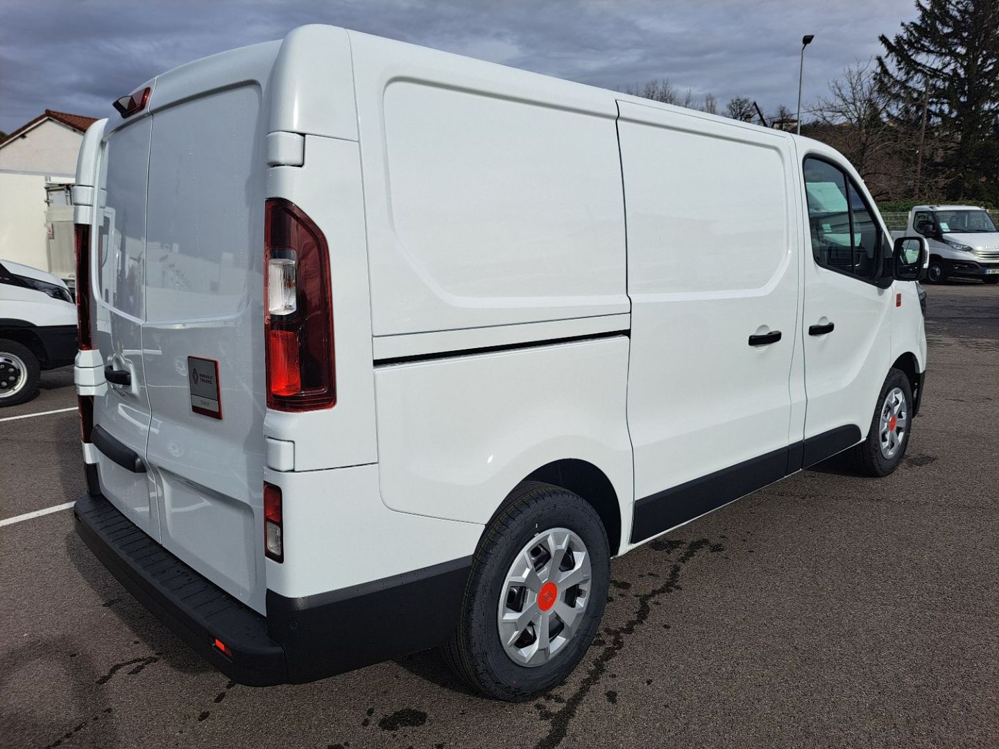 RENAULT TRAFIC FOURGON - L1H1 3T BLUE DCI 150 GSR2 RED EDITION PLUS