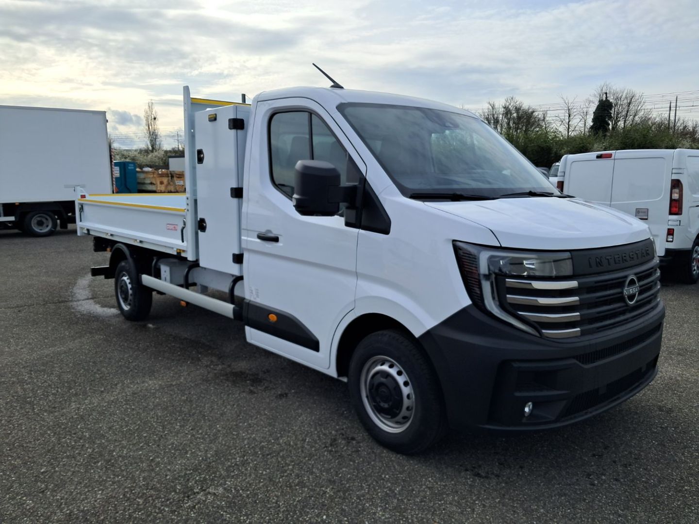 NISSAN INTERSTAR BENNE - 3T5 2L 150 N-CONNECTA ACIER