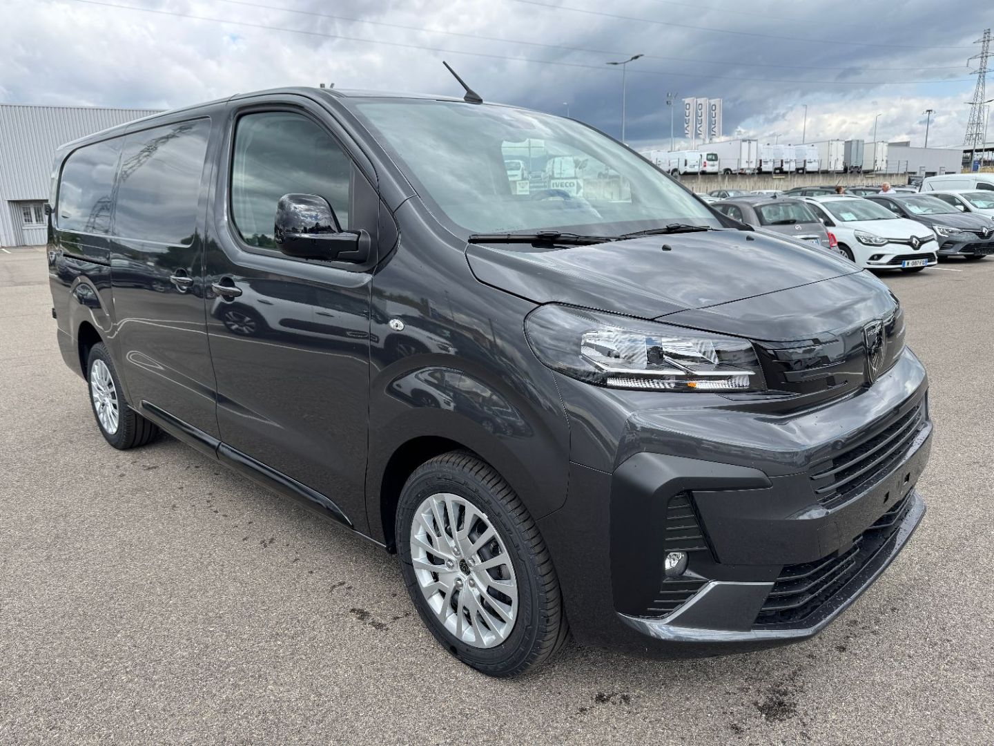 PEUGEOT EXPERT FOURGON - XL 2.0 BLUEHDI 180 EAT8