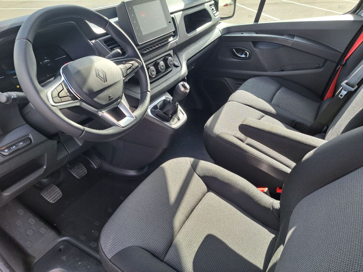 RENAULT TRAFIC FOURGON - L2H1 3T BLUE DCI 150 GSR2 RED EDITION PLUS (2025)