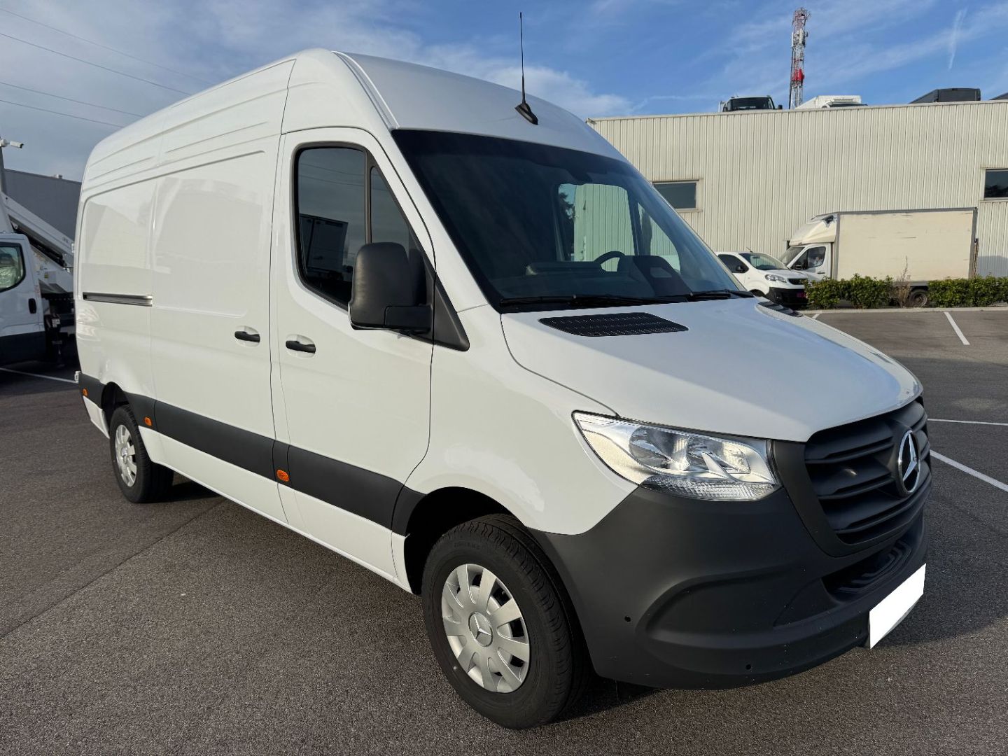 MERCEDES-BENZ SPRINTER FOURGON - 317 CDI 37 3.5T PRO 9G-TRONIC (2026)