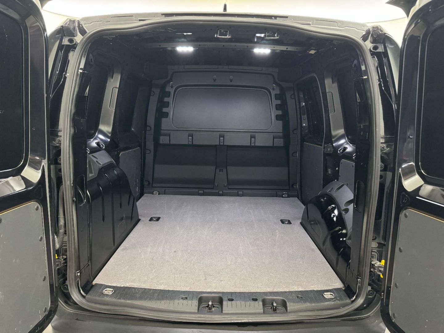 VOLKSWAGEN CADDY CARGO - 2.0 TDI 122 DSG7