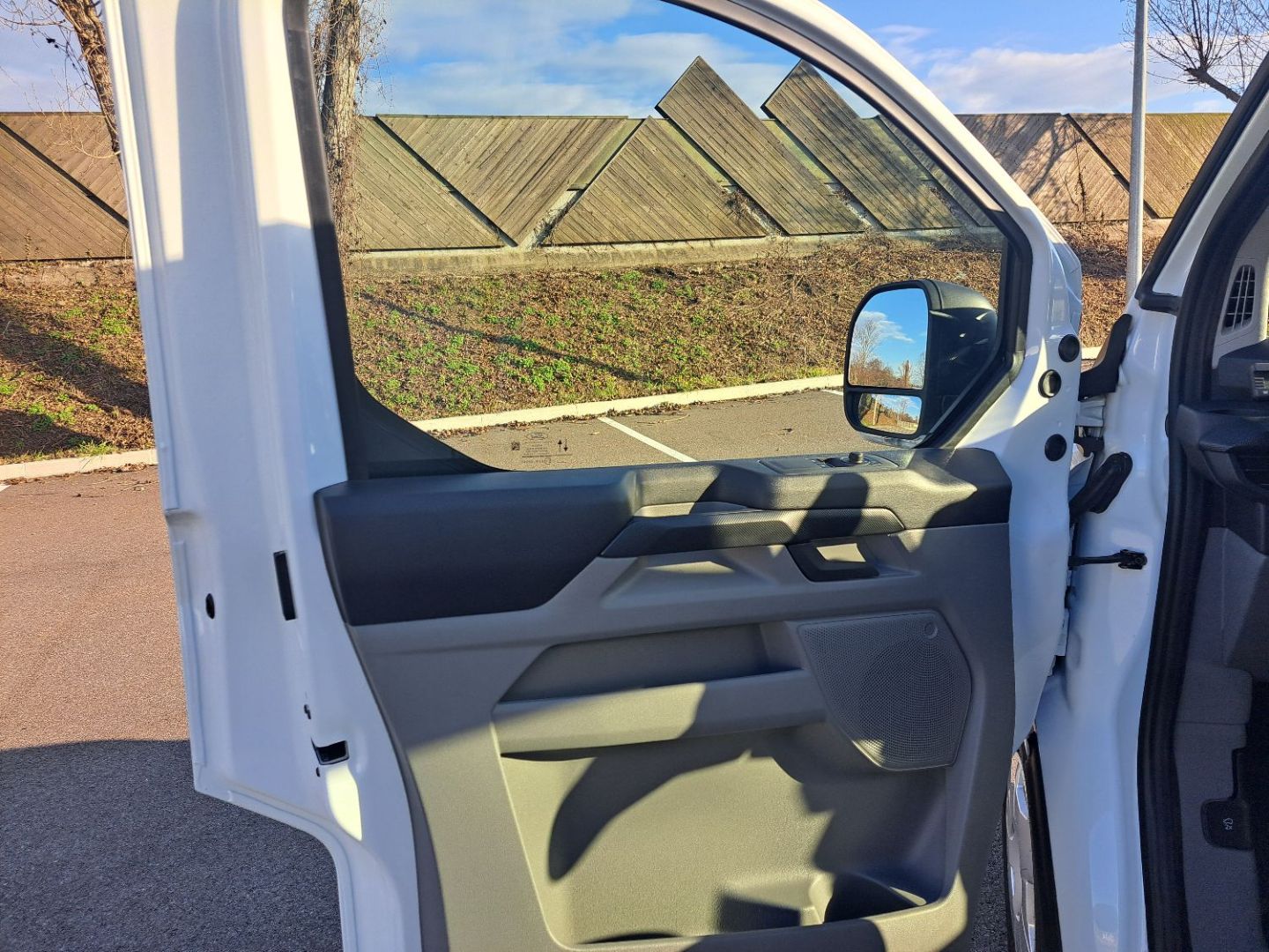 FORD TRANSIT CUSTOM FOURGON - FRIGO 2.0 ECOBLUE 136 TREND BVA8