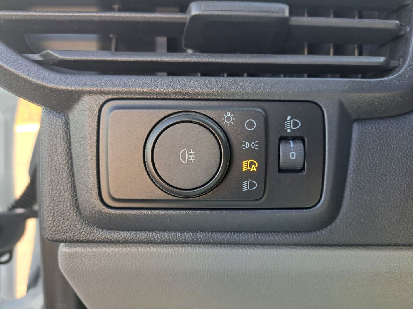 FORD TRANSIT CUSTOM FOURGON - FRIGO 2.0 ECOBLUE 136 TREND BVA8