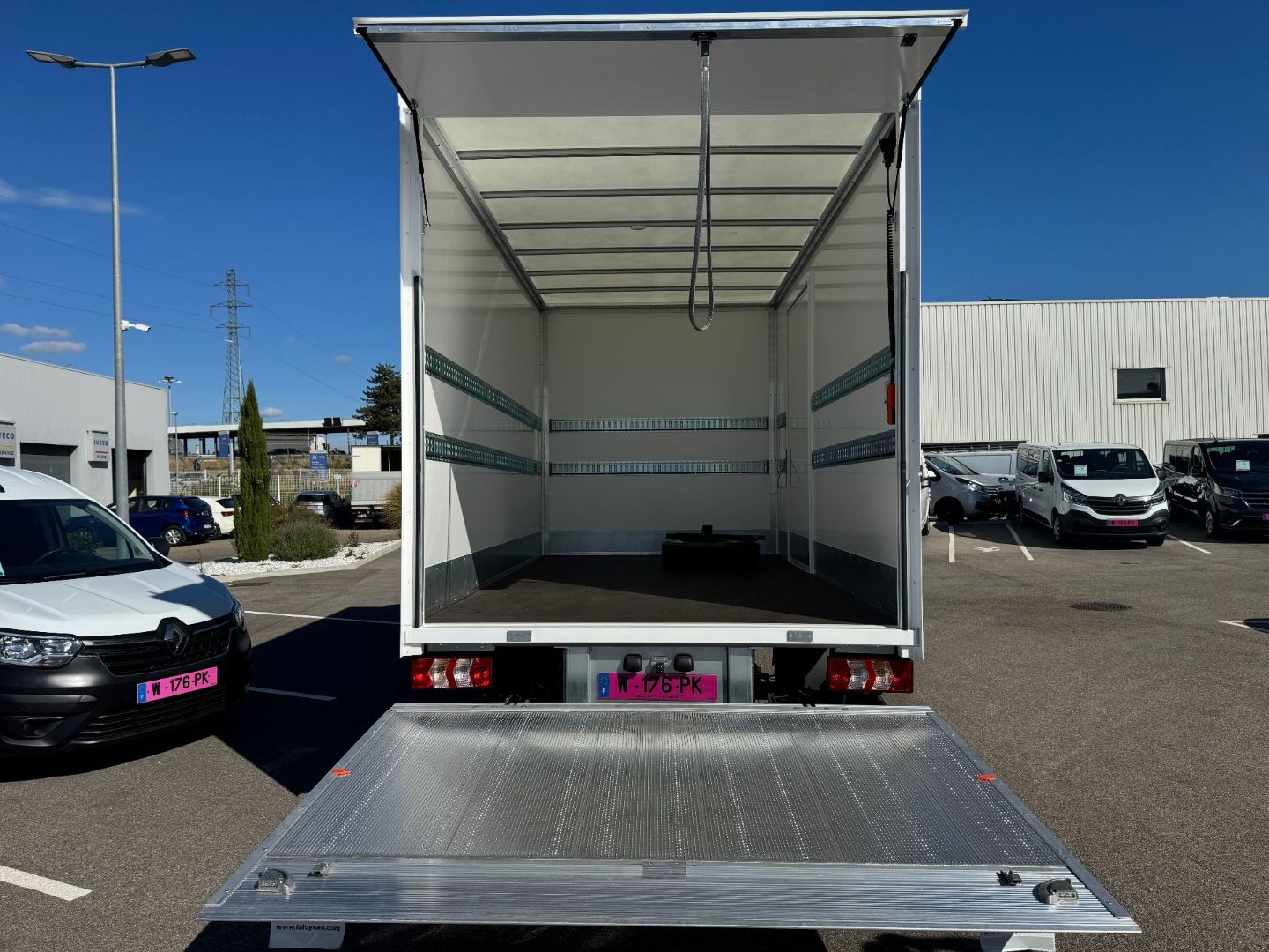 JAC I JAC N42 CAISSE - HAYON