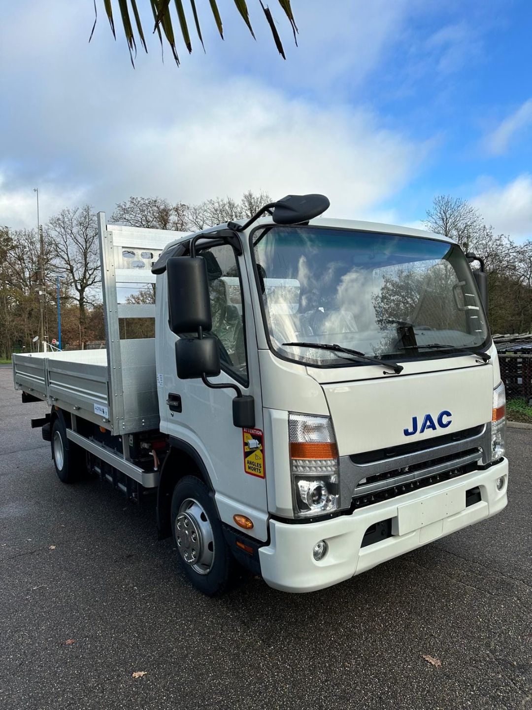 JAC I JAC N75 PLATEAU - ALUMINIUM PLANCHER BOIS