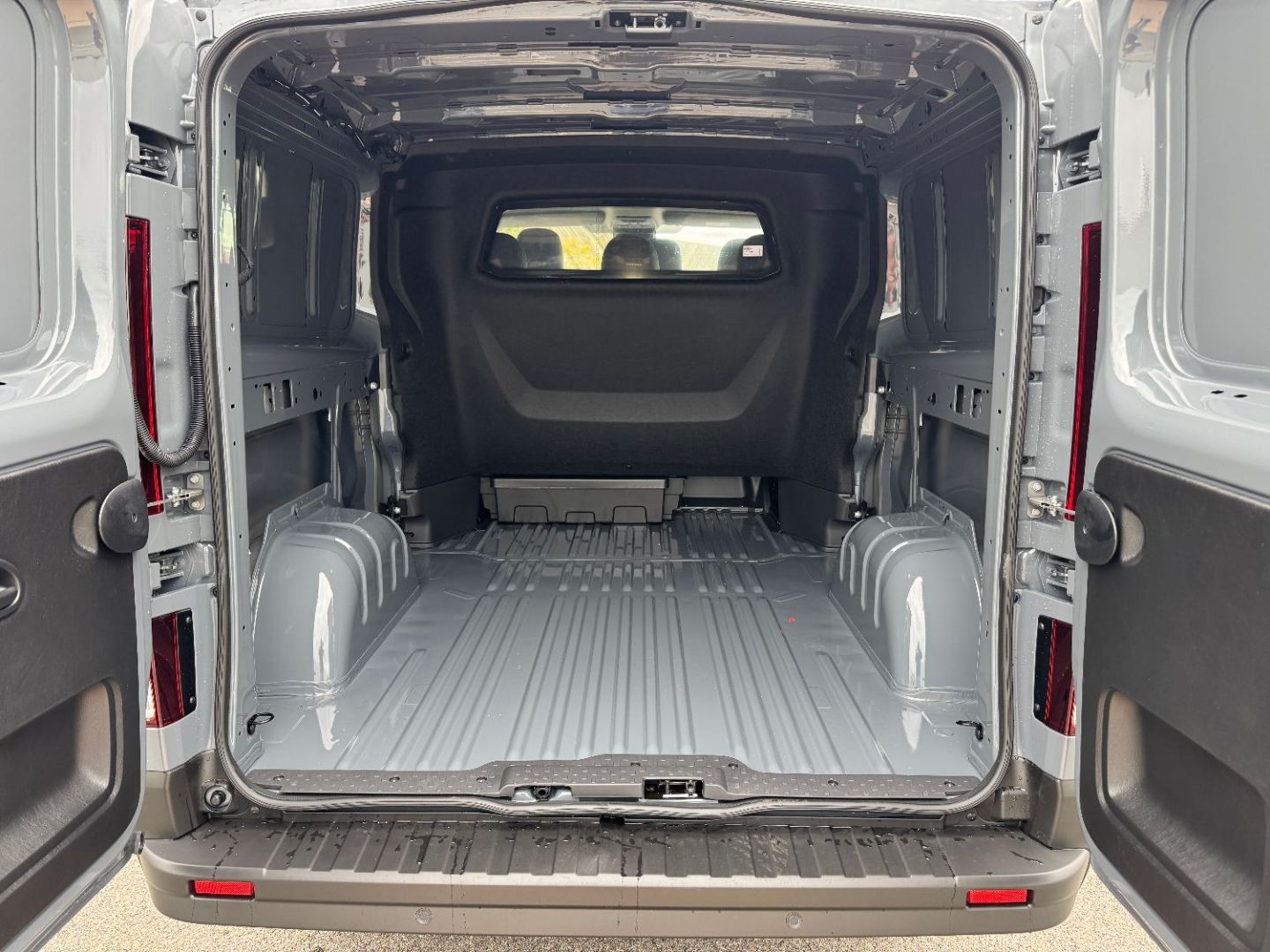 RENAULT TRAFIC CABINE APPROFONDIE - CA L2H1 3T BLUE DCI 150 BVA9 GSR2 RED EDITION 6PL