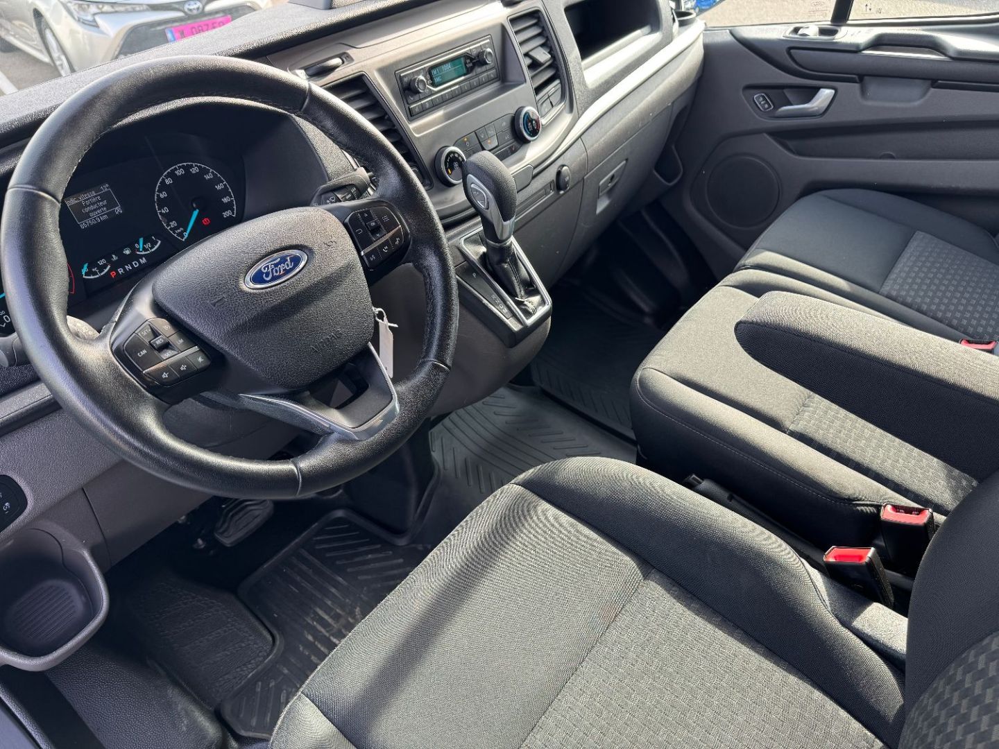 FORD TRANSIT CUSTOM FOURGON - 300 L1H1 2.0 TDCI 130 TREND BVA