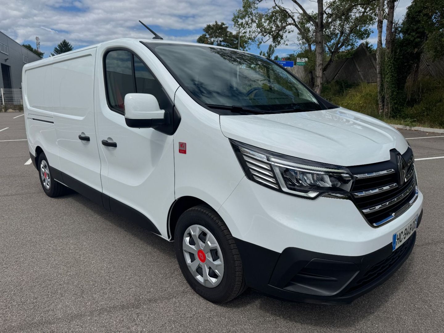 RENAULT TRAFIC FOURGON - L2H1 3T BLUE DCI 150 GSR2 RED EDITION PLUS