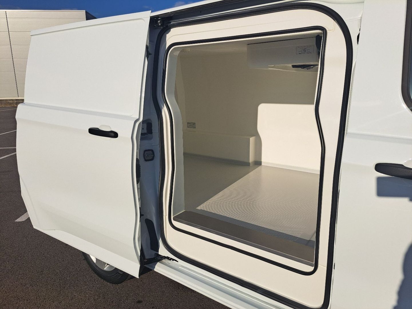 FORD TRANSIT CUSTOM FOURGON - FRIGO 2.0 ECOBLUE 136 TREND BVA8