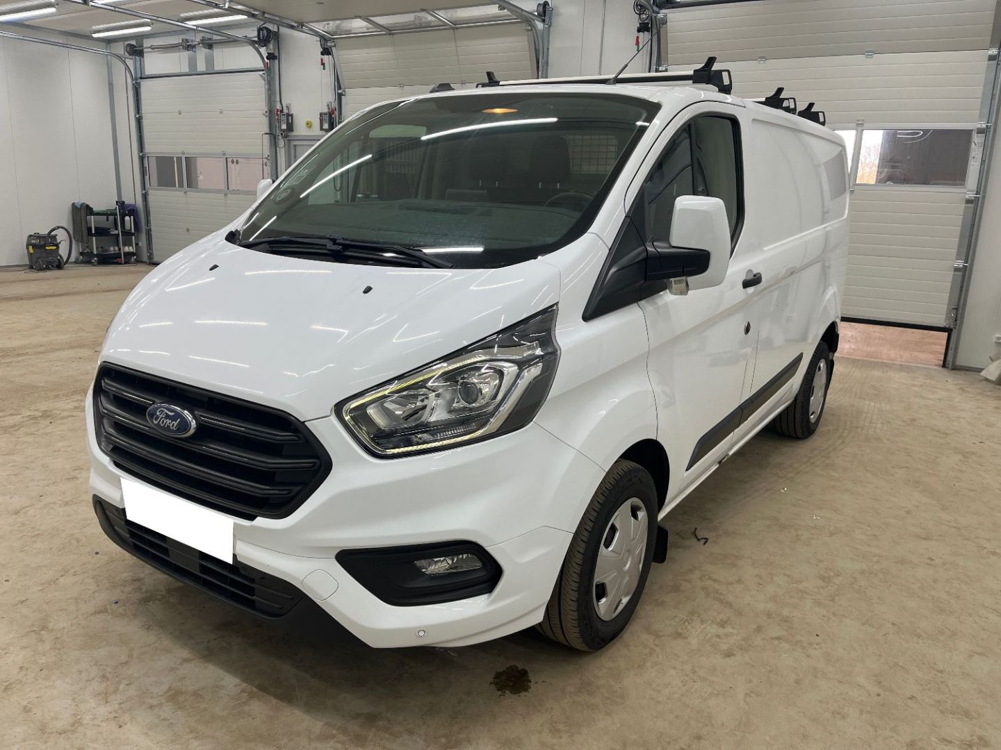 FORD TRANSIT CUSTOM FOURGON - 300 L1H1 2.0 TDCI 130 TREND