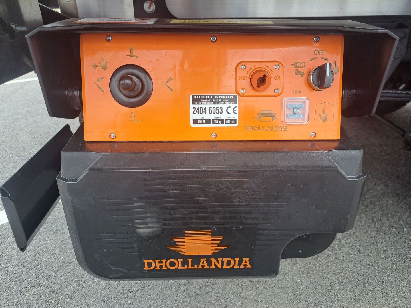 IVECO DAILY CAISSE - 35C18 180CV 3L MIXTE