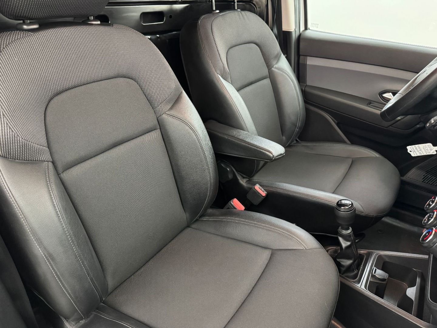 RENAULT EXPRESS VAN - 1.5 BLUE DCI 95 CONFORT