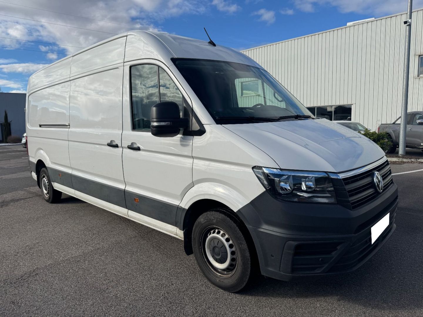 VOLKSWAGEN CRAFTER VAN - 35 L4H3 2.0 TDI 177