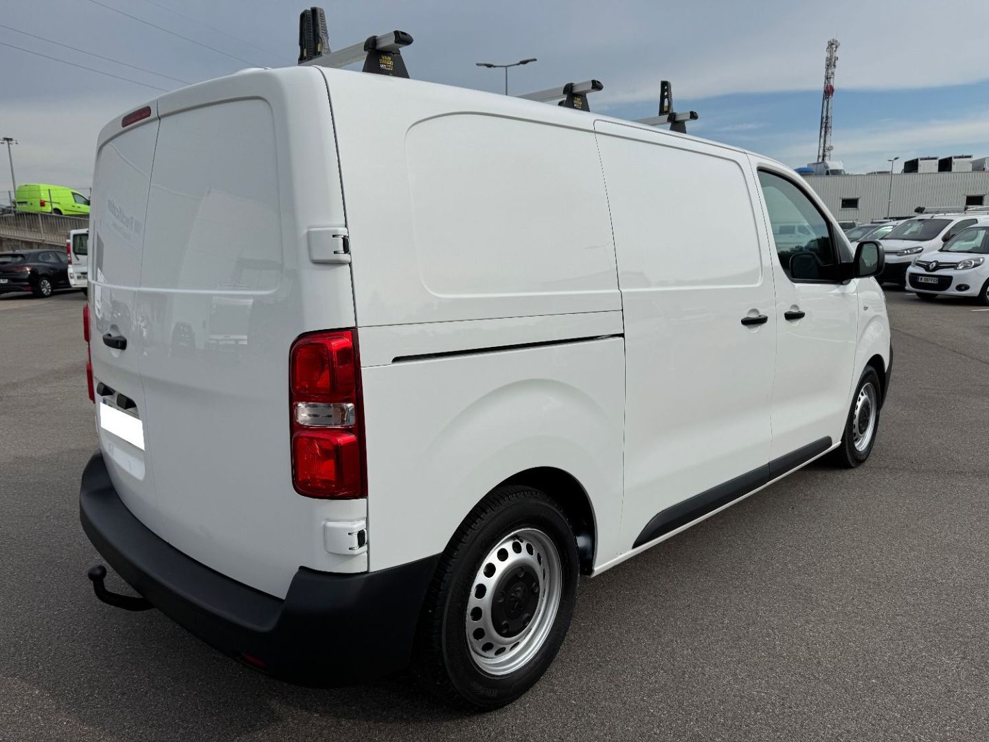 PEUGEOT EXPERT FOURGON - STANDARD 1.6 BLUEHDI 115 PREMIUM