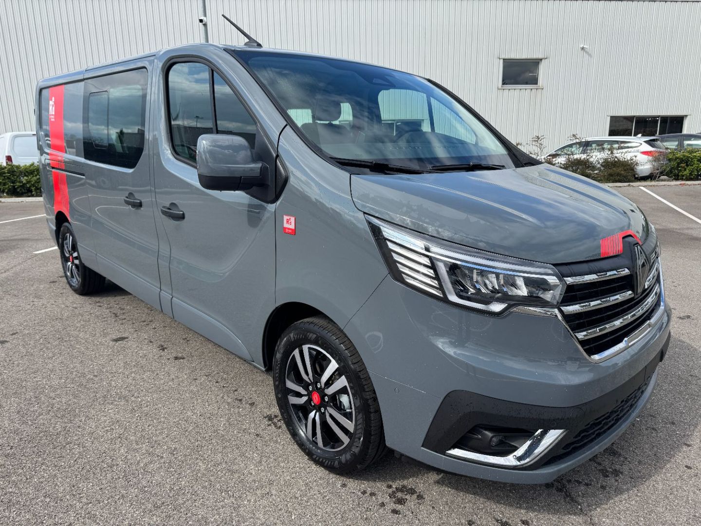 RENAULT TRAFIC CABINE APPROFONDIE - L2H1 3T BLUE DCI 170 BVA9 EXCLUSIVE 6PL