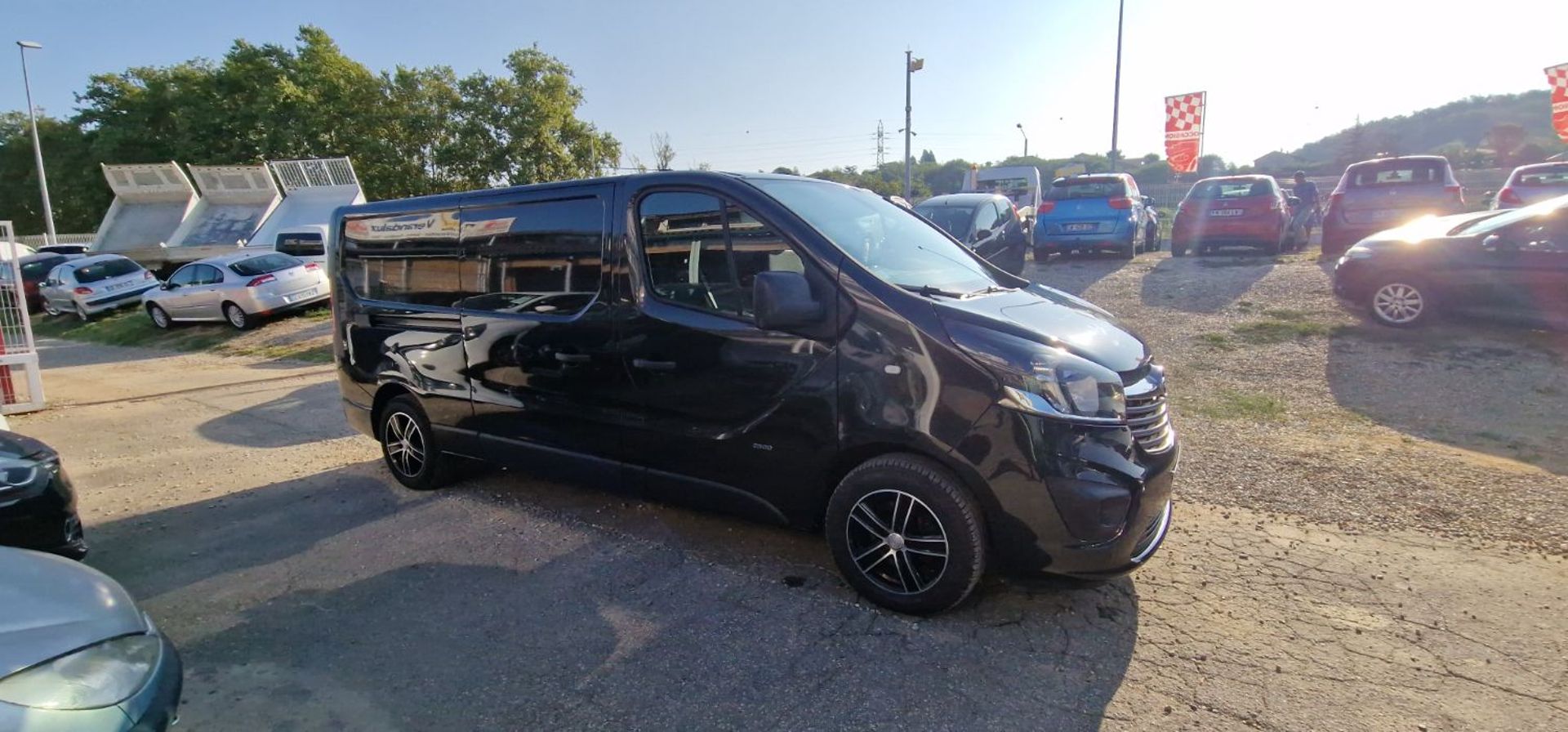 RENAULT TRAFIC - GPS CAMERA CLIM REGUL 2 PORTES LATERAL