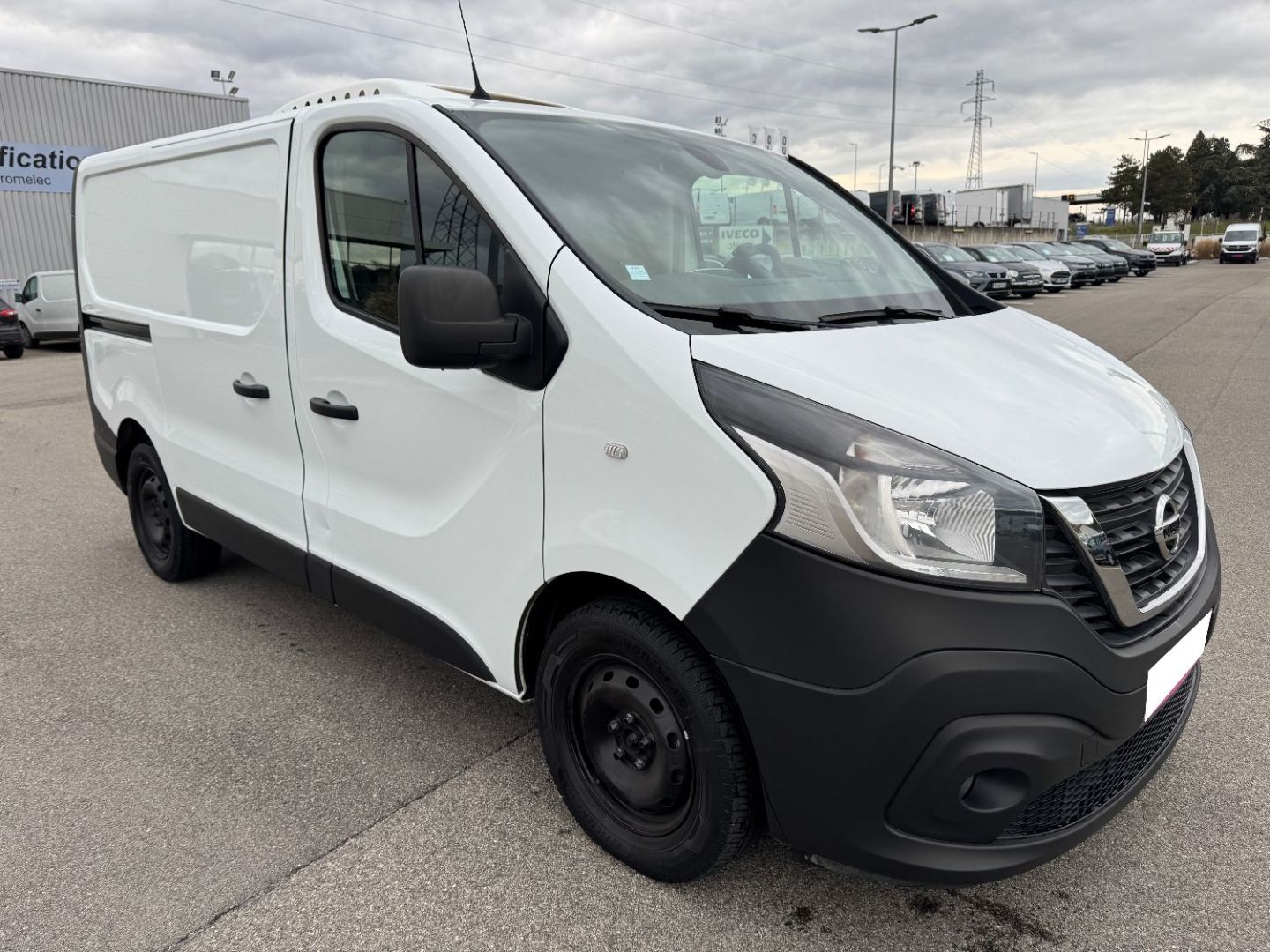 NISSAN NV300 FRIGORIFIQUE 2.0 DCI 145 CV