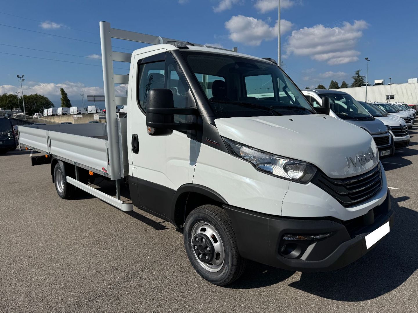 IVECO DAILY PLATEAU 35C18 180CV 3L PLANCHER BOIS 5M