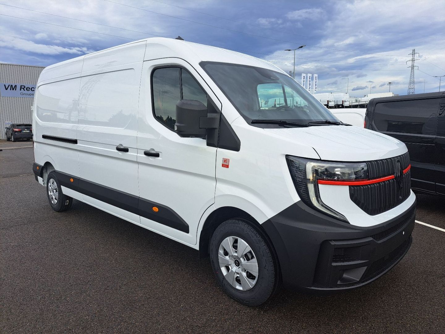 RENAULT MASTER - L3H2 150 CV RED EDITION