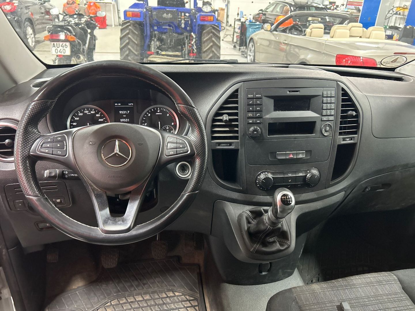 MERCEDES-BENZ VITO FOURGON - 110 CDI COMPACT
