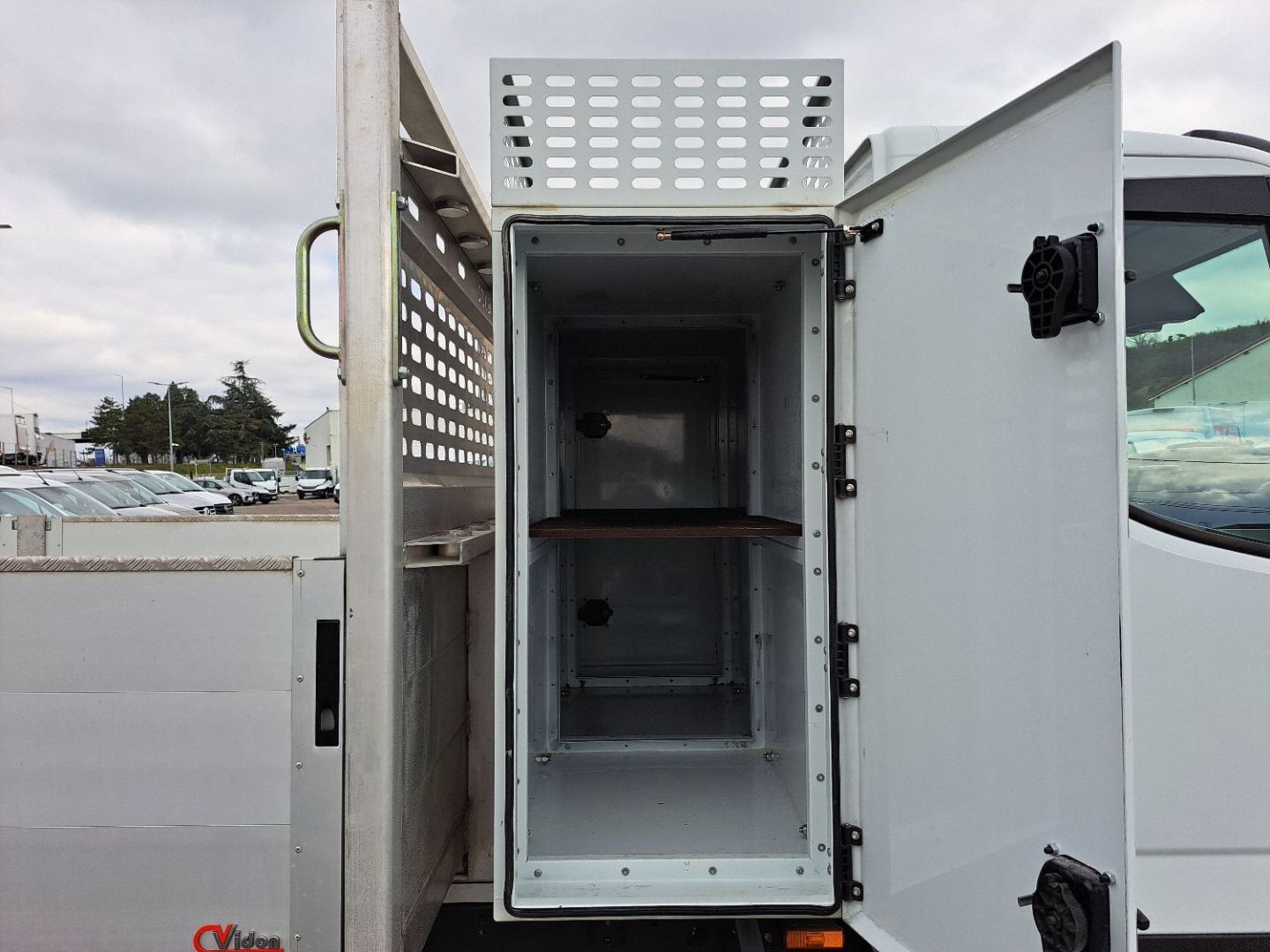 IVECO DAILY PLATEAU - 35C18 A8 180CV 3L ALU 3M80