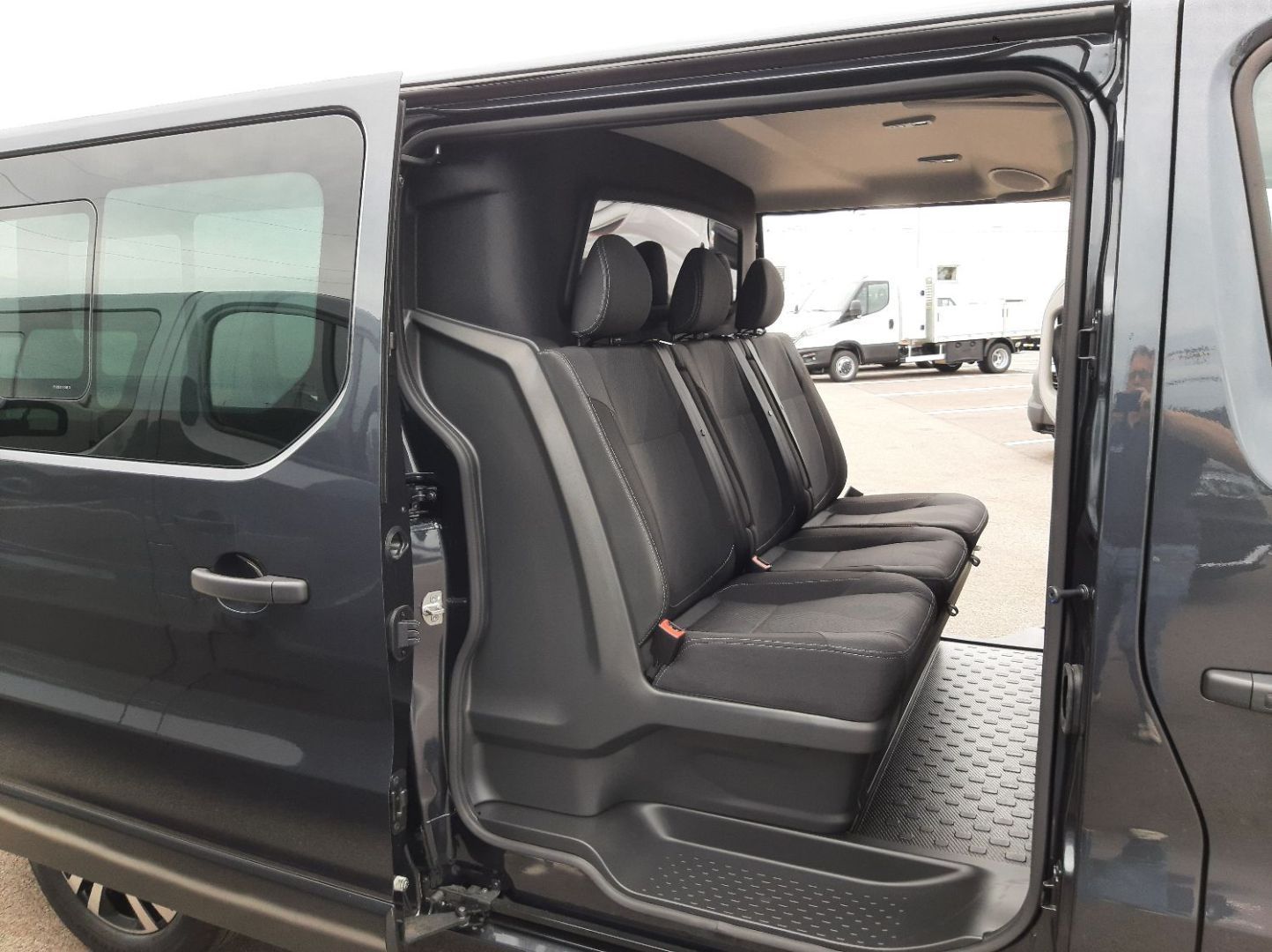 RENAULT RENAULT TRAFIC CABINE - L2H1 3T BLUE DCI 170 BVA9 GSR2 EXCLUSIVE 5PL