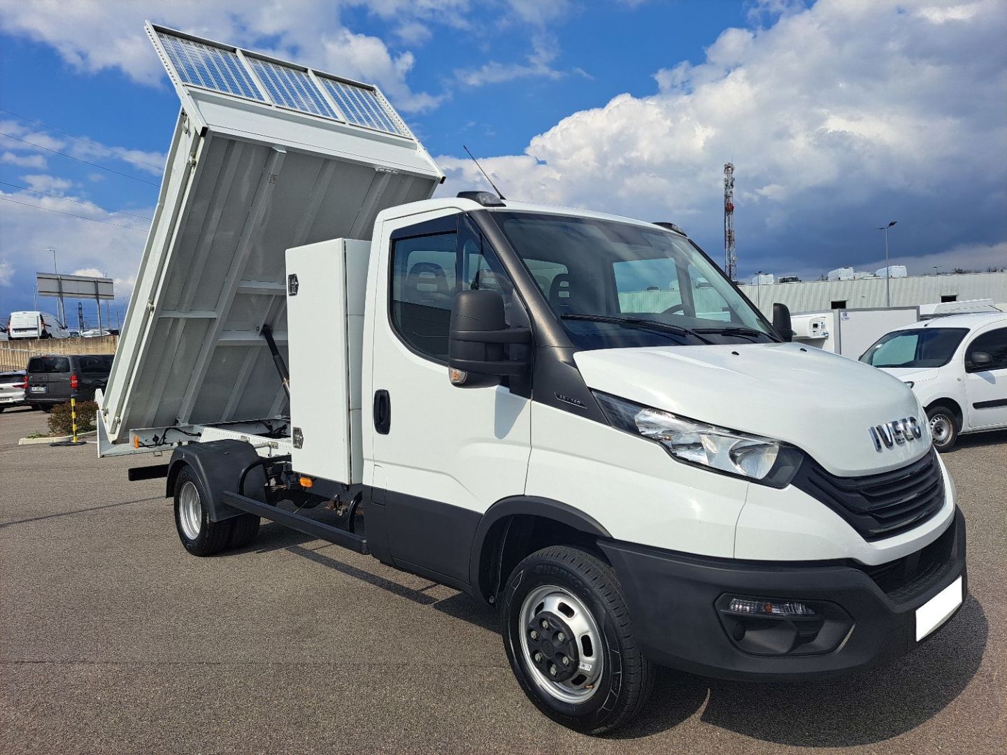 IVECO DAILY BENNE 35C14 140CV 2L3 JPM ACIER 3M30
