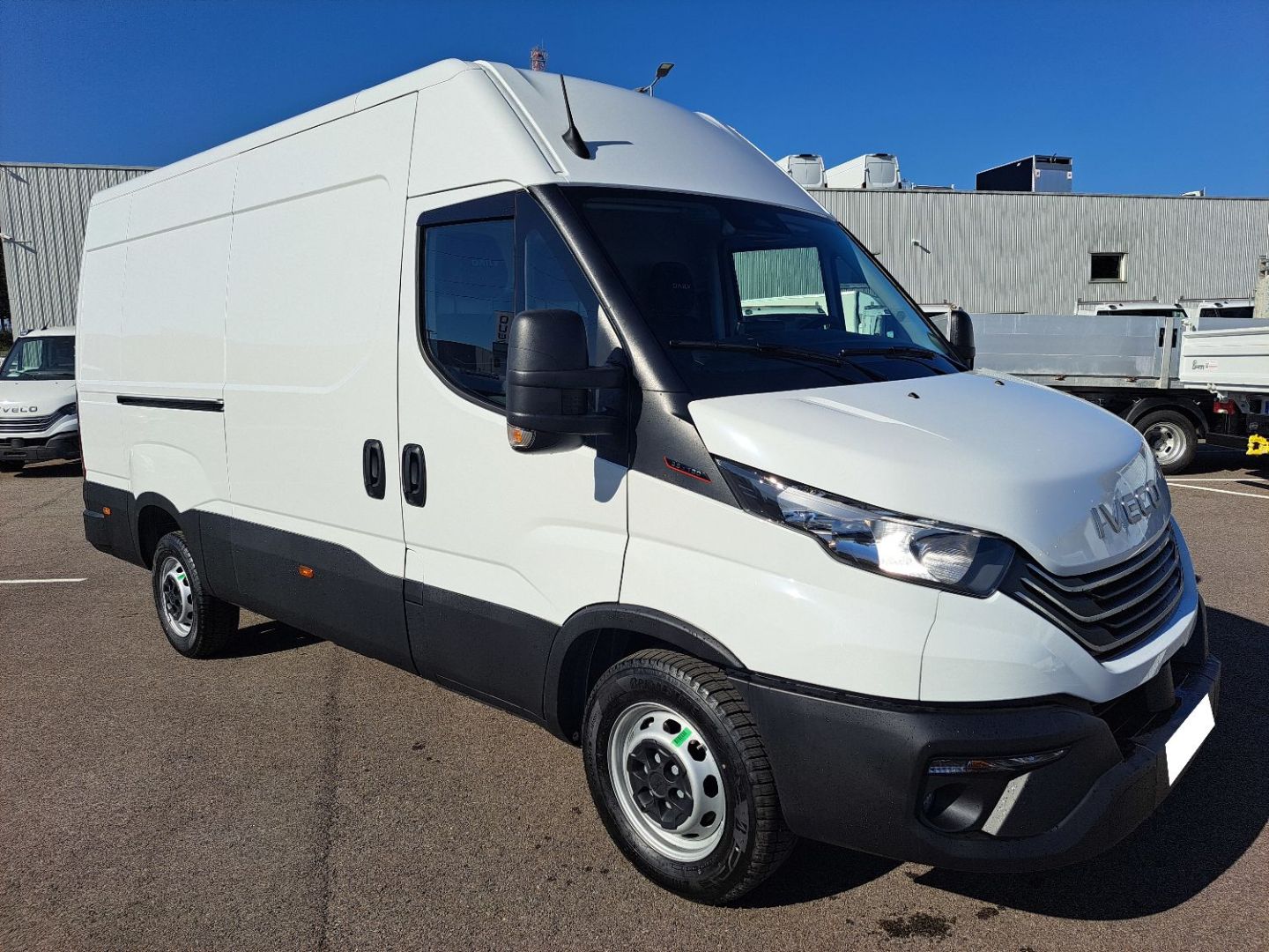 IVECO DAILY FOURGON 35S18 180CV 3L L3H2 12M3